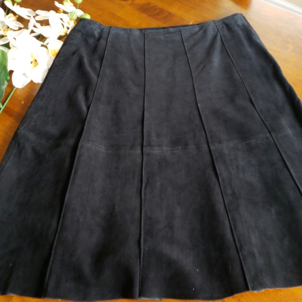 Provence suede leather skirt size 10